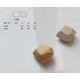 Ручка-кнопка «Gem» из дуба 41×41 мм — форма «Камень», крепление на 1 винт | Российское производство